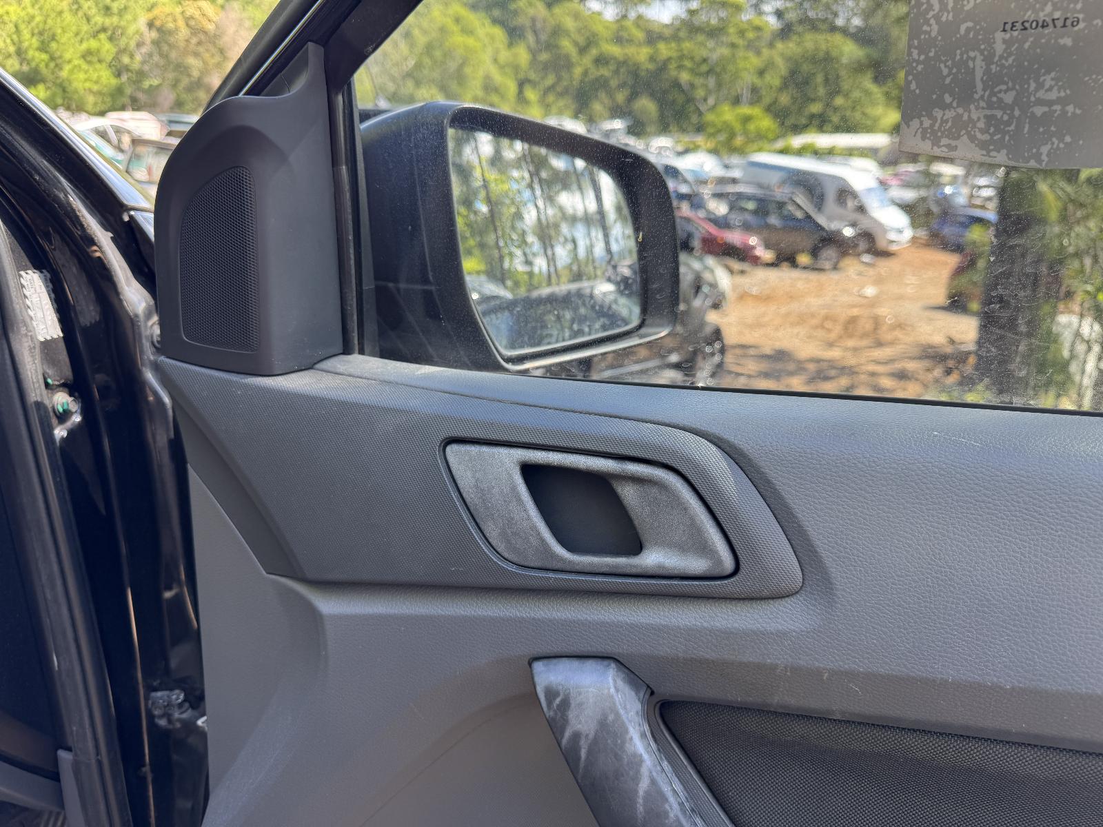 View FORD RANGER 2012 4 Door Utility Breaking