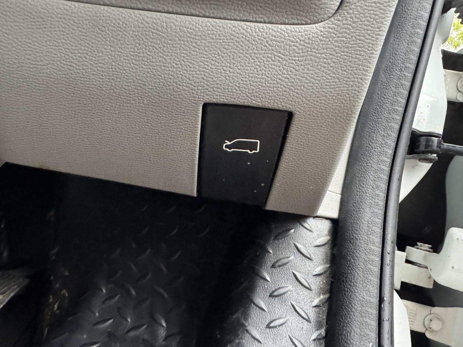 View LDV DELIVER 9 2021 2 Door Van Breaking