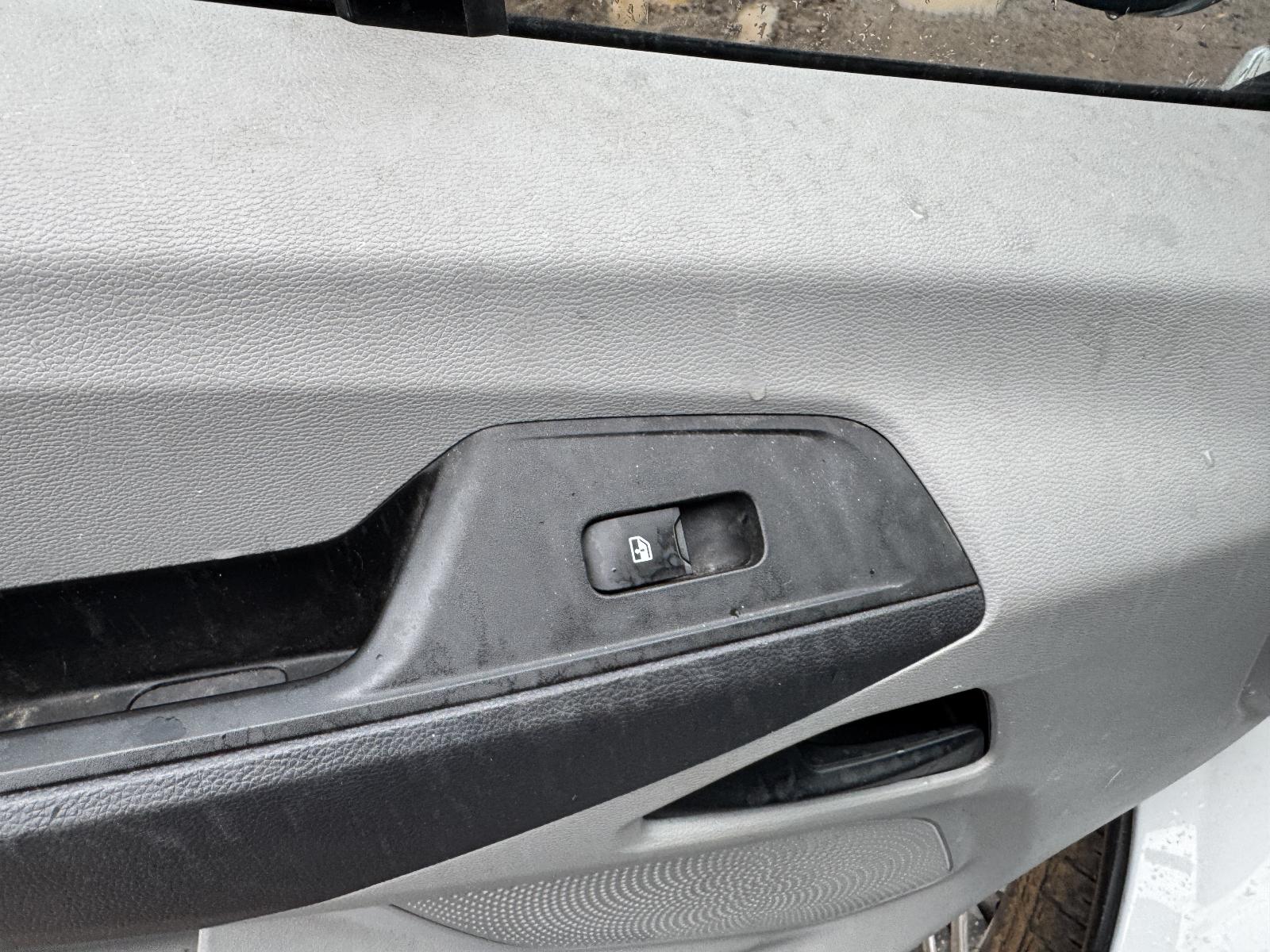 View LDV DELIVER 9 2021 2 Door Van Breaking