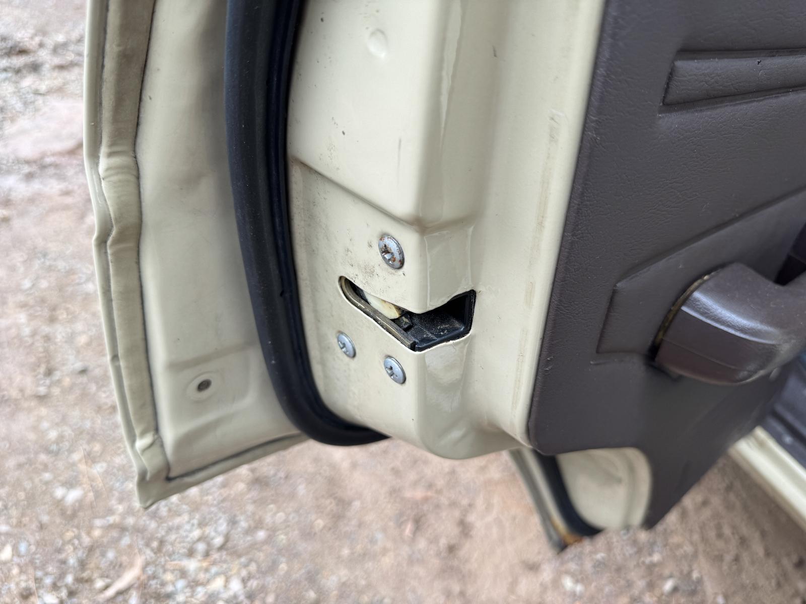 View Auto part Engine TOYOTA LANDCRUISER 1989