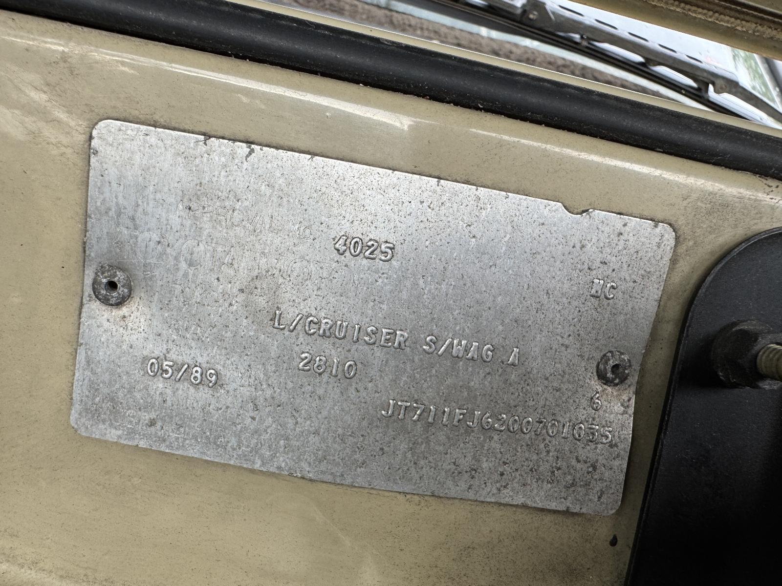 View Auto part Engine TOYOTA LANDCRUISER 1989