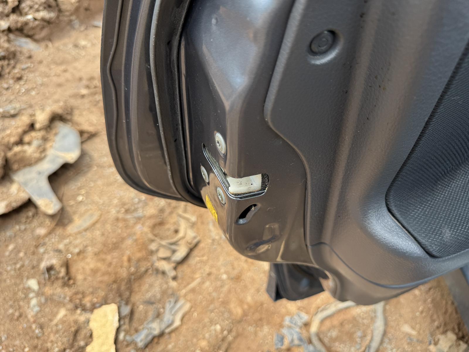 View SUZUKI LIANA 2006 4 Door Sedan Breaking