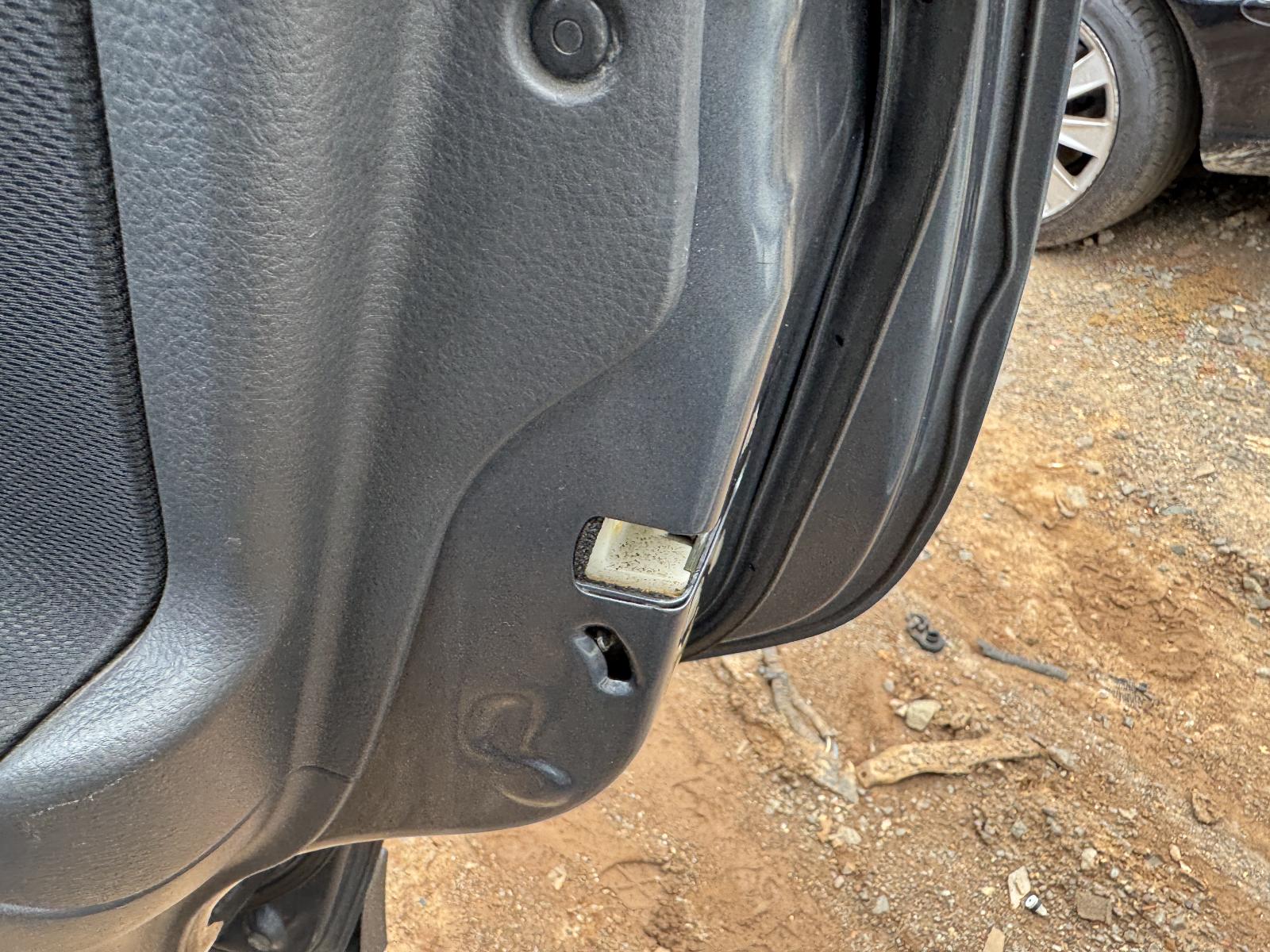 View SUZUKI LIANA 2006 4 Door Sedan Breaking