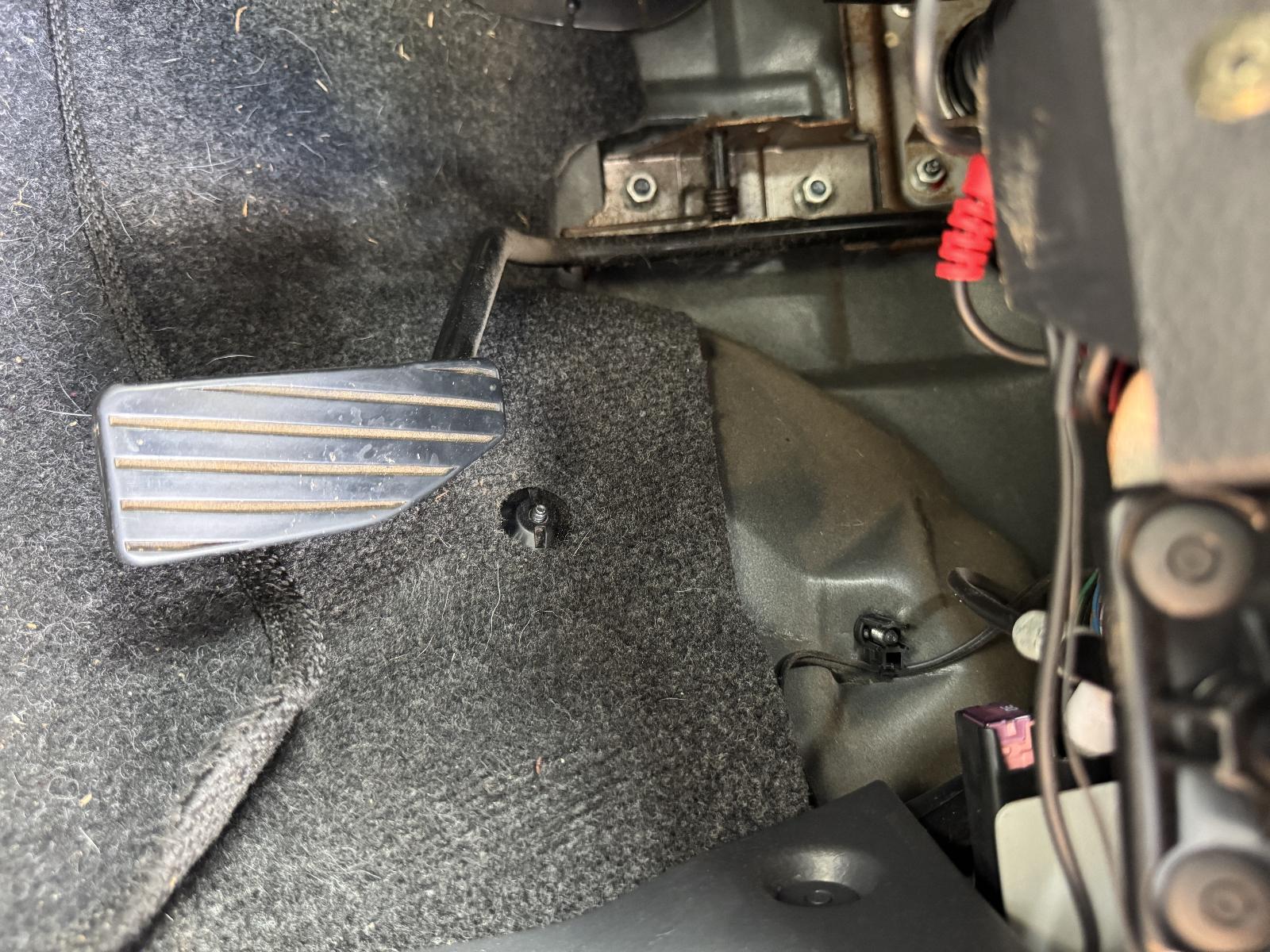 View SUZUKI LIANA 2006 4 Door Sedan Breaking