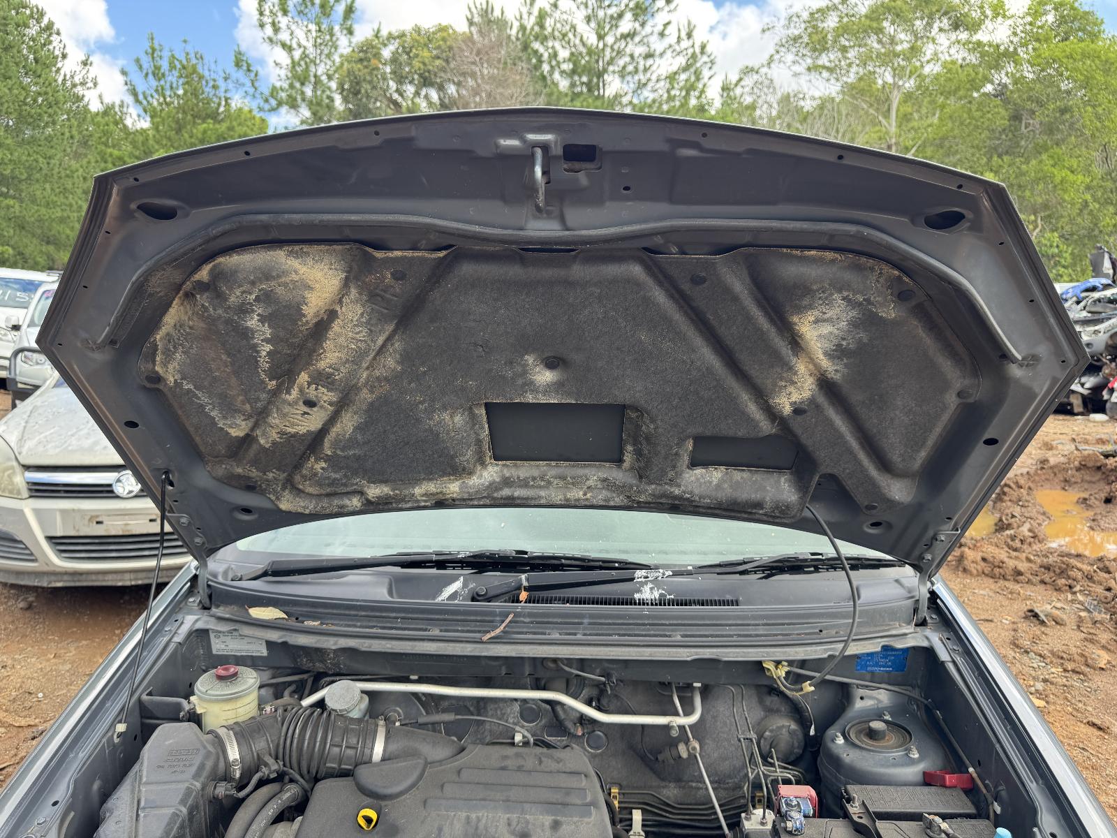 View SUZUKI LIANA 2006 4 Door Sedan Breaking