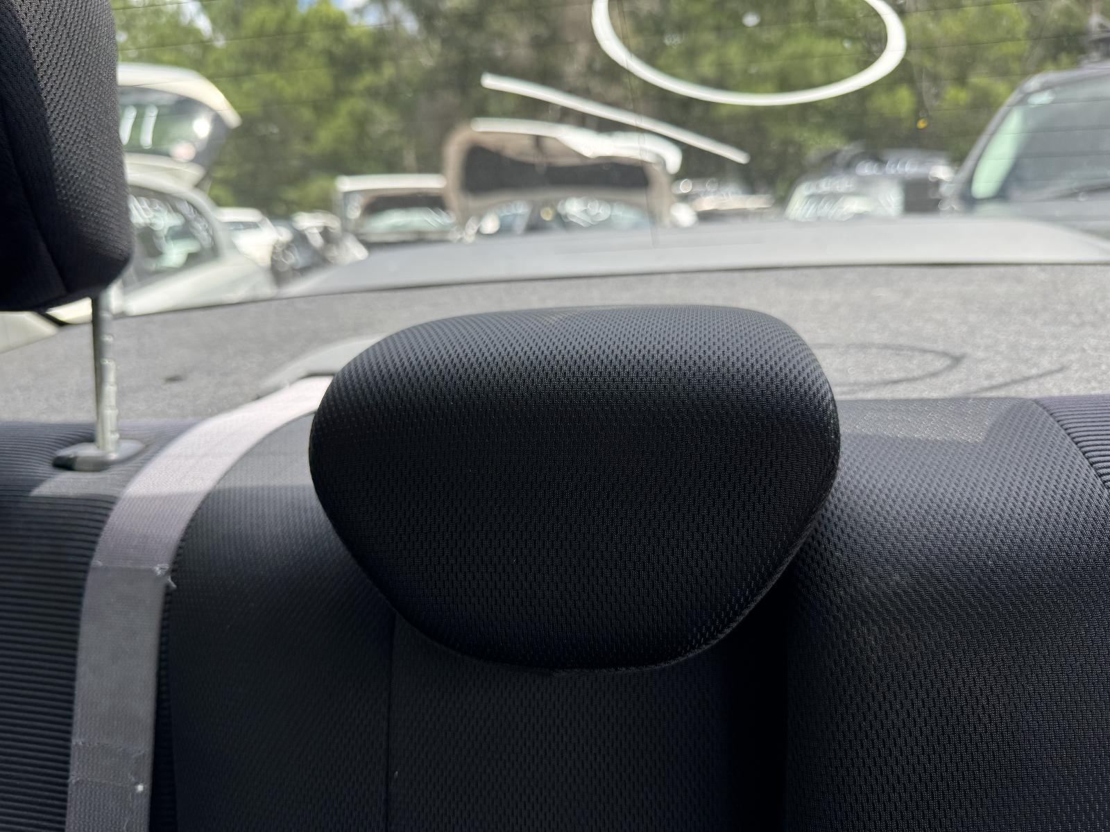 View SUZUKI LIANA 2006 4 Door Sedan Breaking