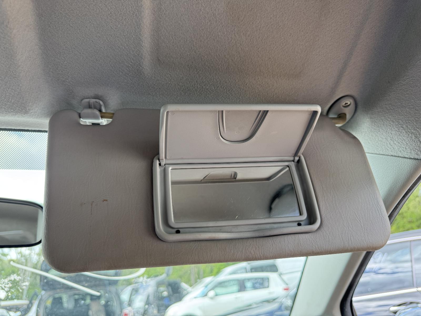View SUZUKI LIANA 2006 4 Door Sedan Breaking