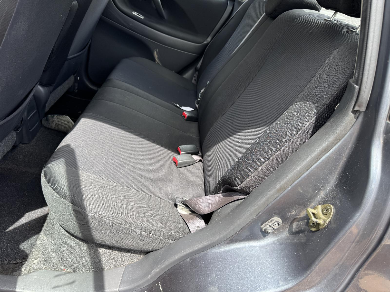 View SUZUKI LIANA 2006 4 Door Sedan Breaking