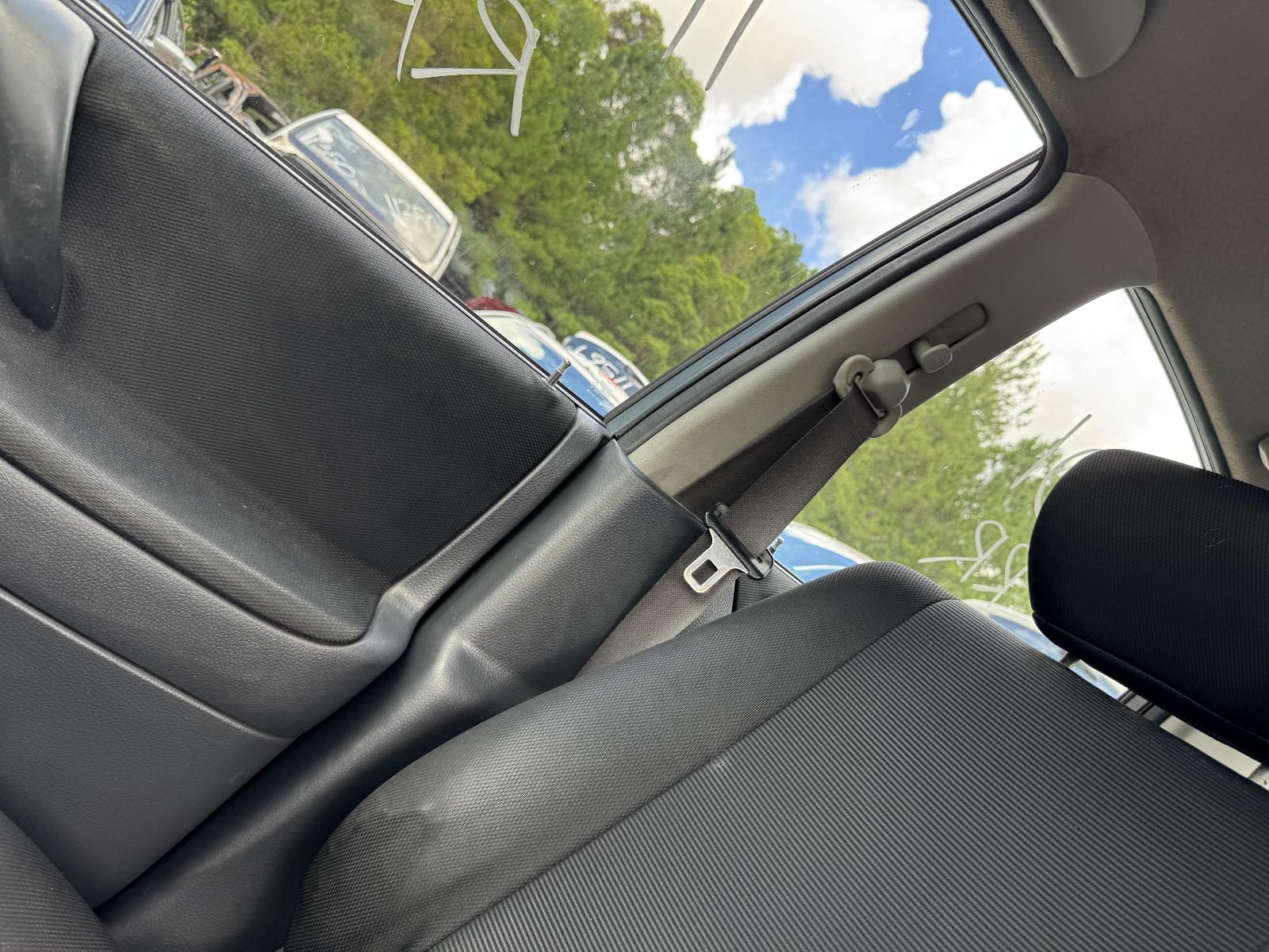 View SUZUKI LIANA 2006 4 Door Sedan Breaking