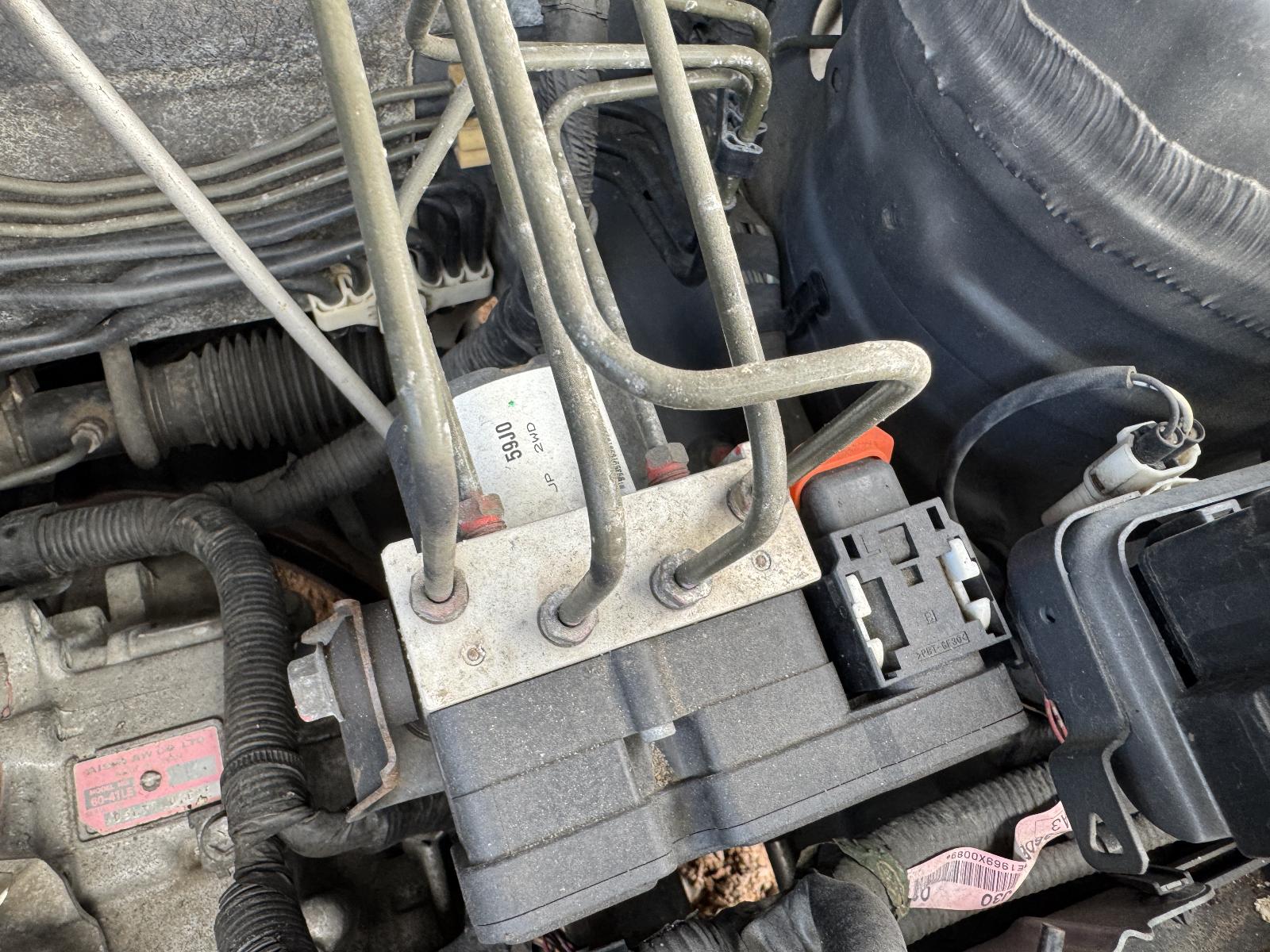 View SUZUKI LIANA 2006 4 Door Sedan Breaking