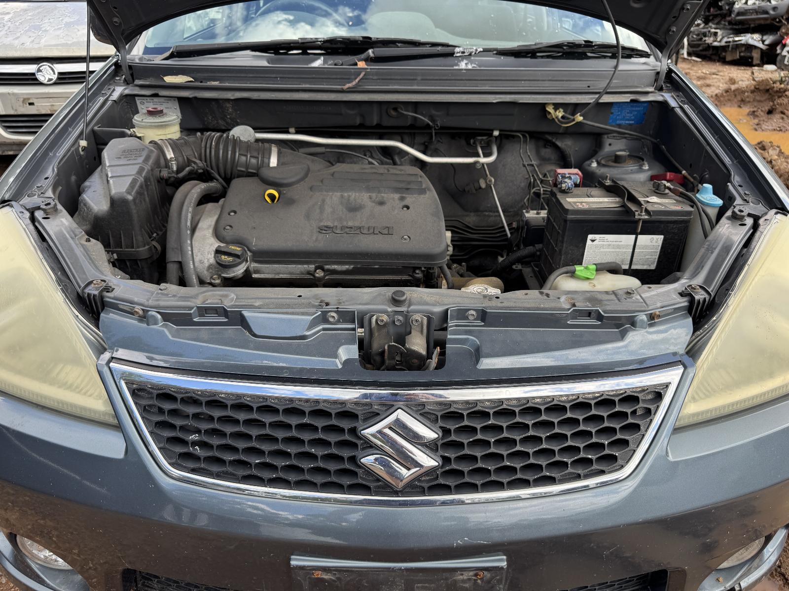 View SUZUKI LIANA 2006 4 Door Sedan Breaking