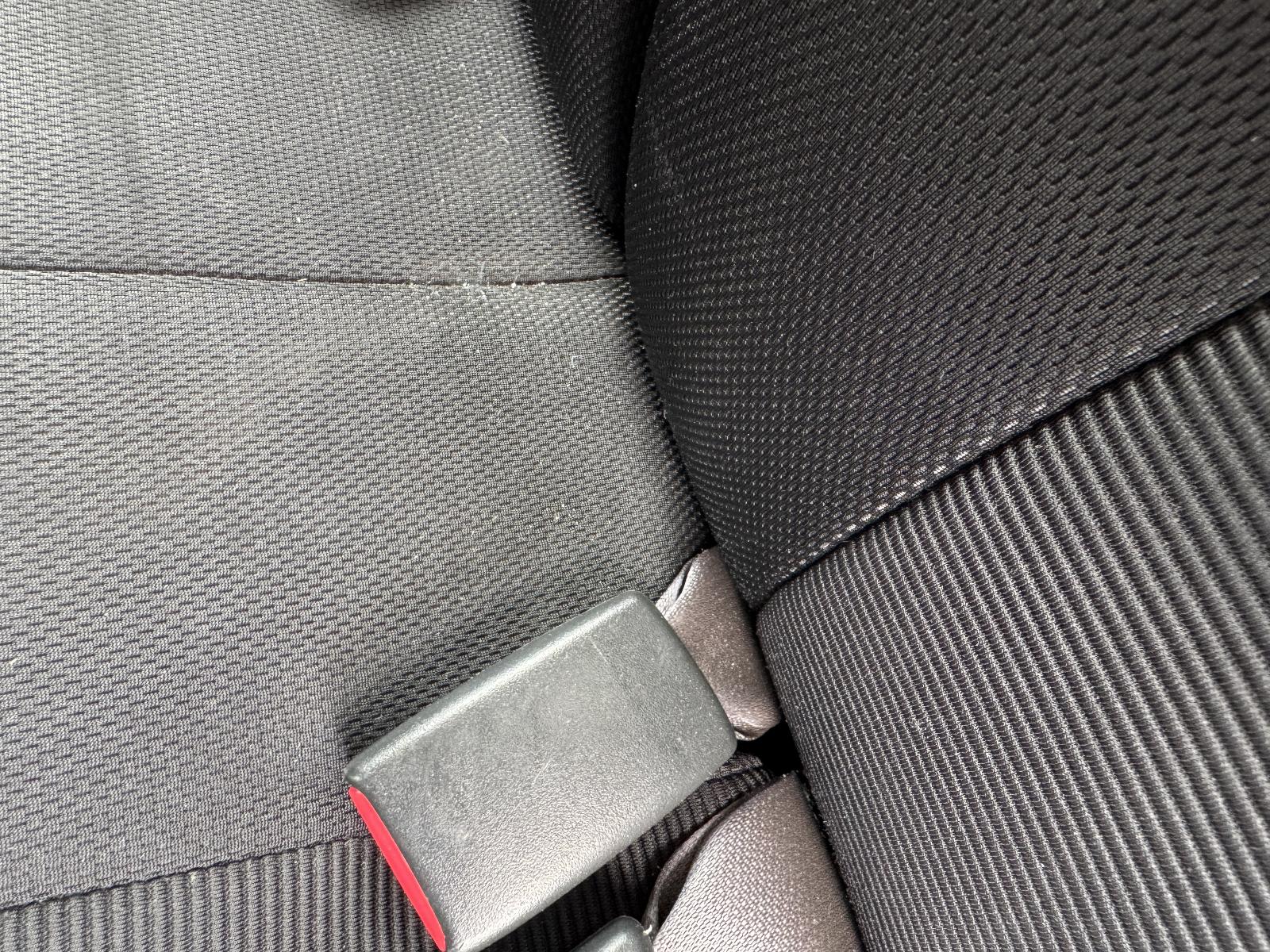 View SUZUKI LIANA 2006 4 Door Sedan Breaking