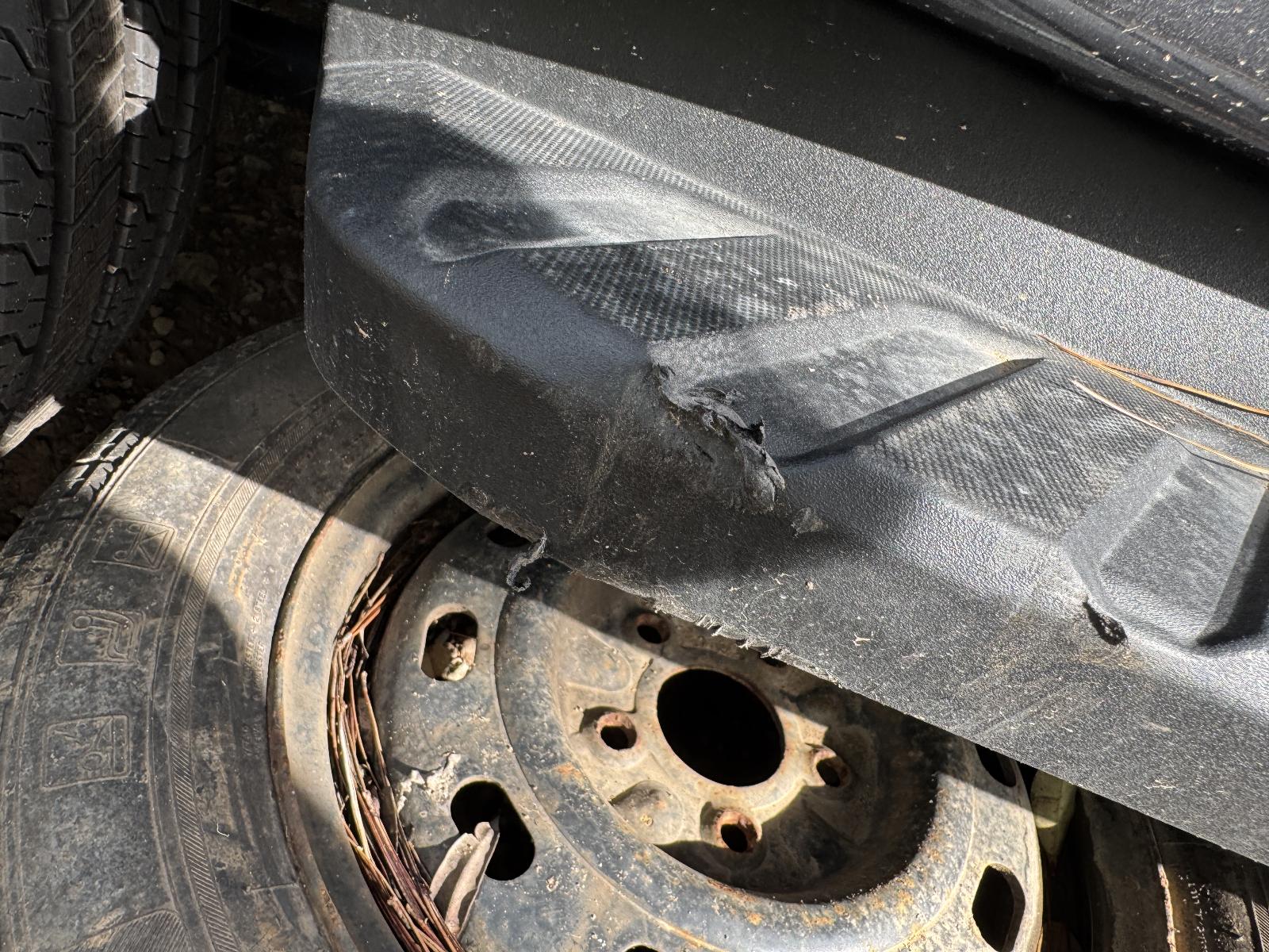 View FORD EVEREST 2024 5 Door Station Wagon Breaking