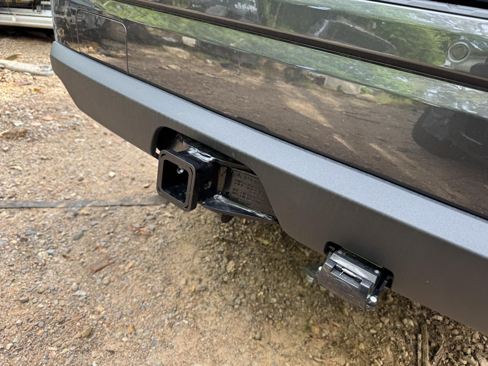 View FORD EVEREST 2024 5 Door Station Wagon Breaking