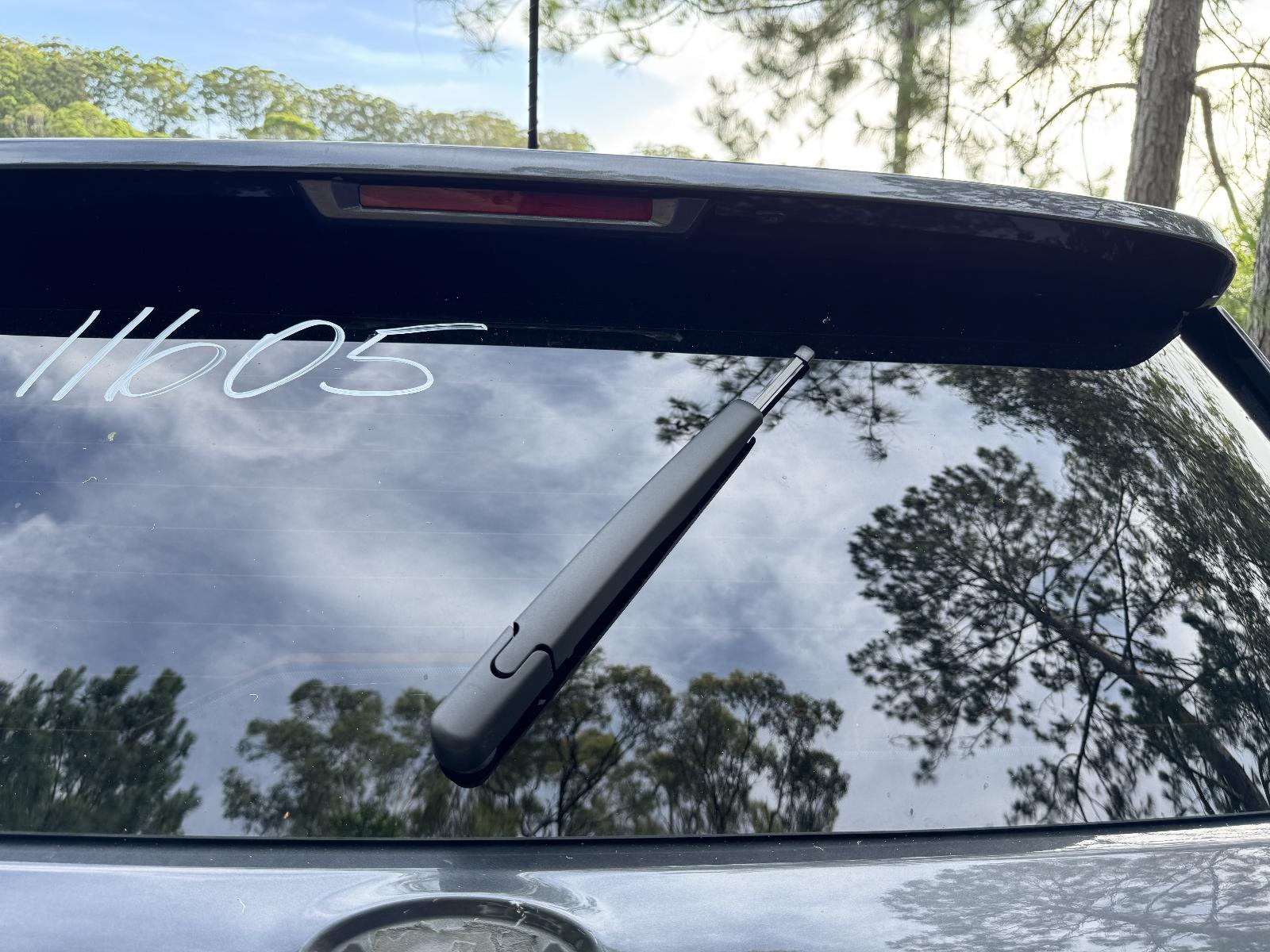 View FORD EVEREST 2024 5 Door Station Wagon Breaking