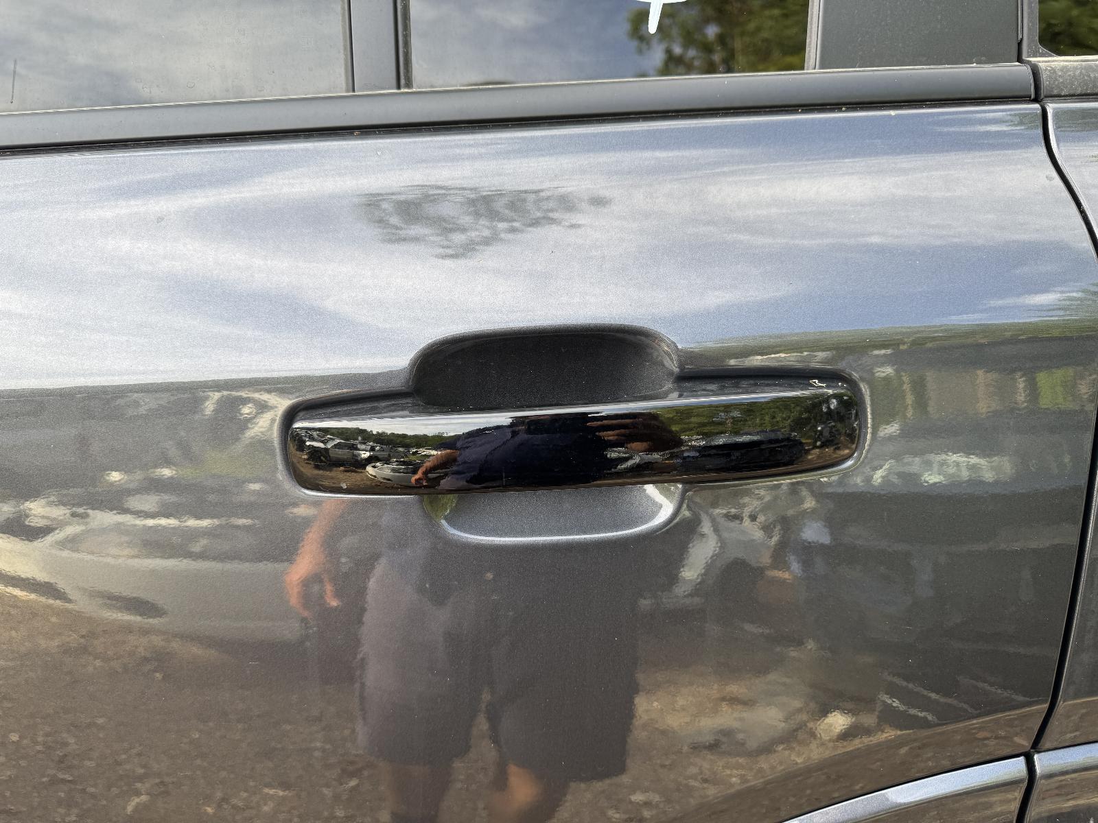 View FORD EVEREST 2024 5 Door Station Wagon Breaking