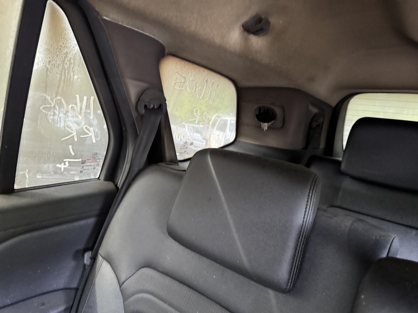View FORD EVEREST 2024 5 Door Station Wagon Breaking