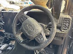 View FORD EVEREST 2024 5 Door Station Wagon Breaking