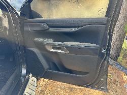 View FORD EVEREST 2024 5 Door Station Wagon Breaking