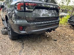 View FORD EVEREST 2024 5 Door Station Wagon Breaking