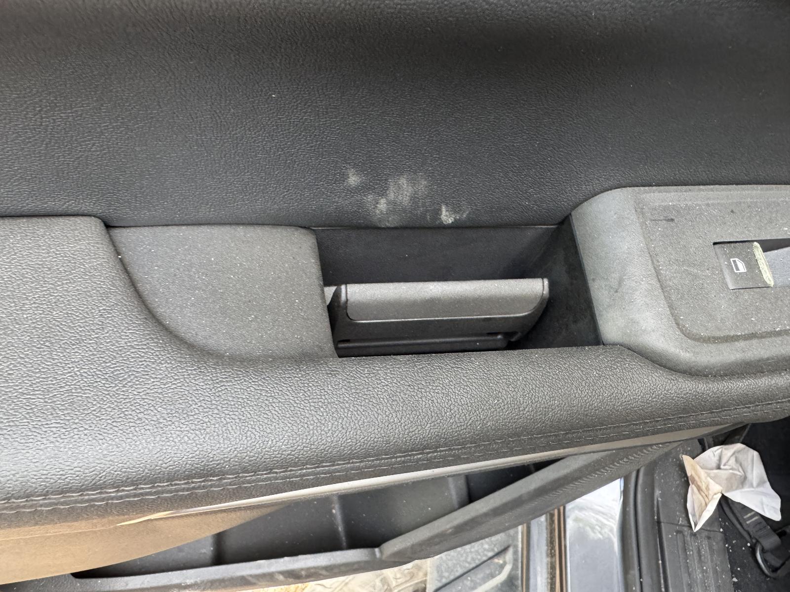 View FORD EVEREST 2024 5 Door Station Wagon Breaking