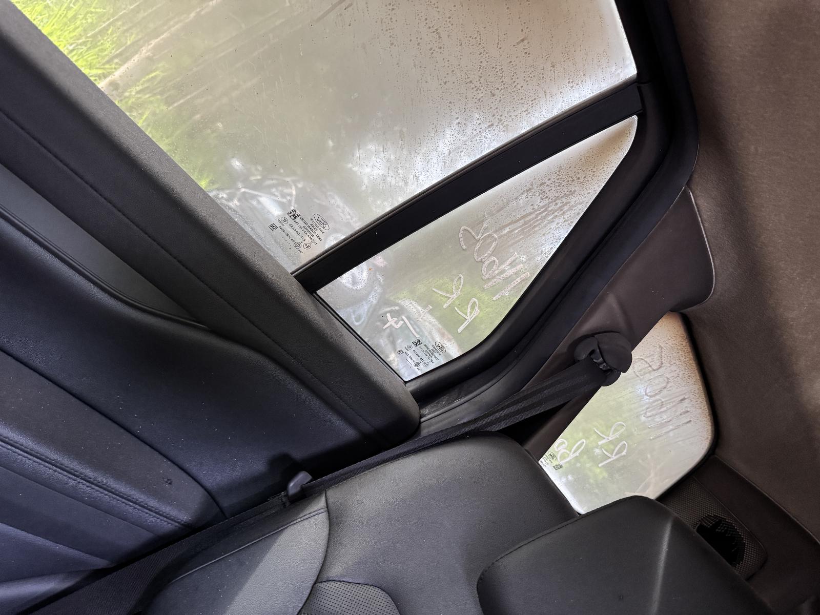 View FORD EVEREST 2024 5 Door Station Wagon Breaking