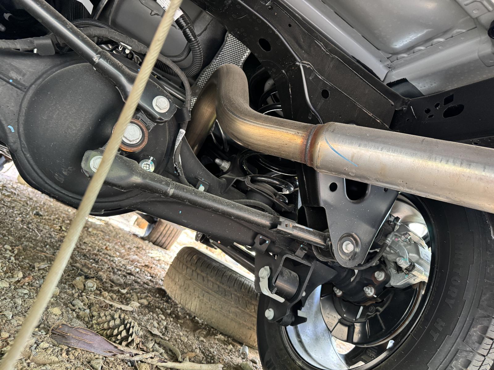 View FORD EVEREST 2024 5 Door Station Wagon Breaking