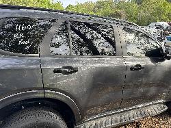 View FORD EVEREST 2024 5 Door Station Wagon Breaking
