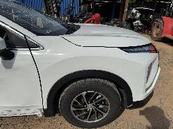 View MITSUBISHI ECLIPSE CROSS 2023 5 Door Station Wagon Breaking