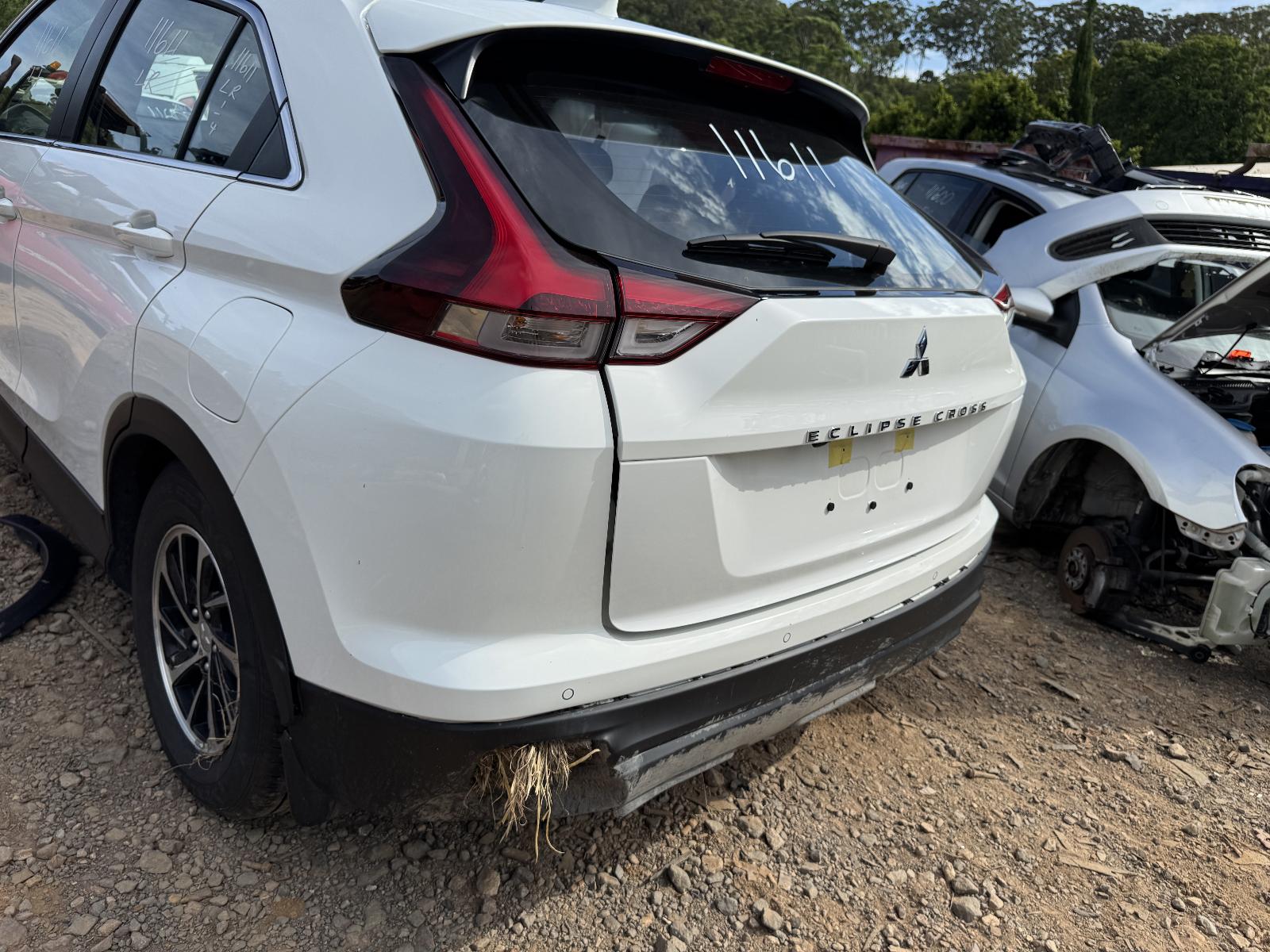 View MITSUBISHI ECLIPSE CROSS 2023 5 Door Station Wagon Breaking
