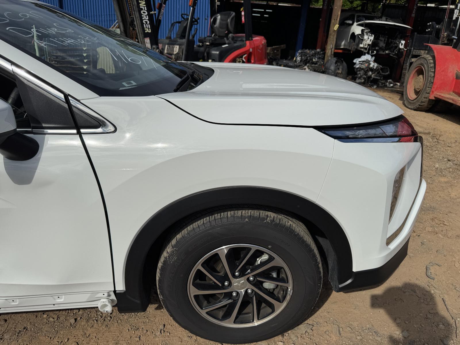 View MITSUBISHI ECLIPSE CROSS 2023 5 Door Station Wagon Breaking