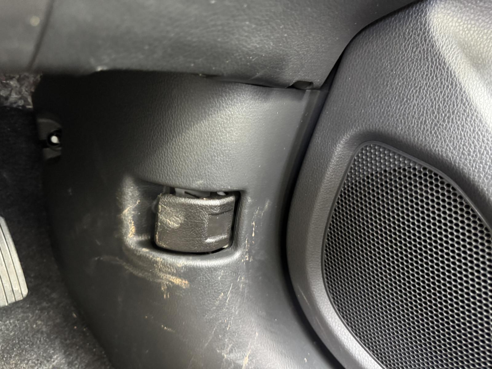 View MITSUBISHI ECLIPSE CROSS 2023 5 Door Station Wagon Breaking