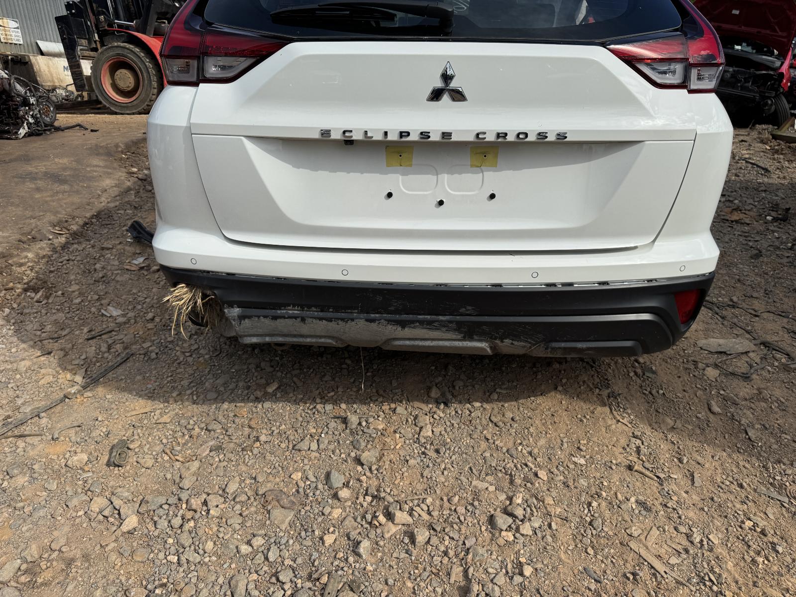View MITSUBISHI ECLIPSE CROSS 2023 5 Door Station Wagon Breaking