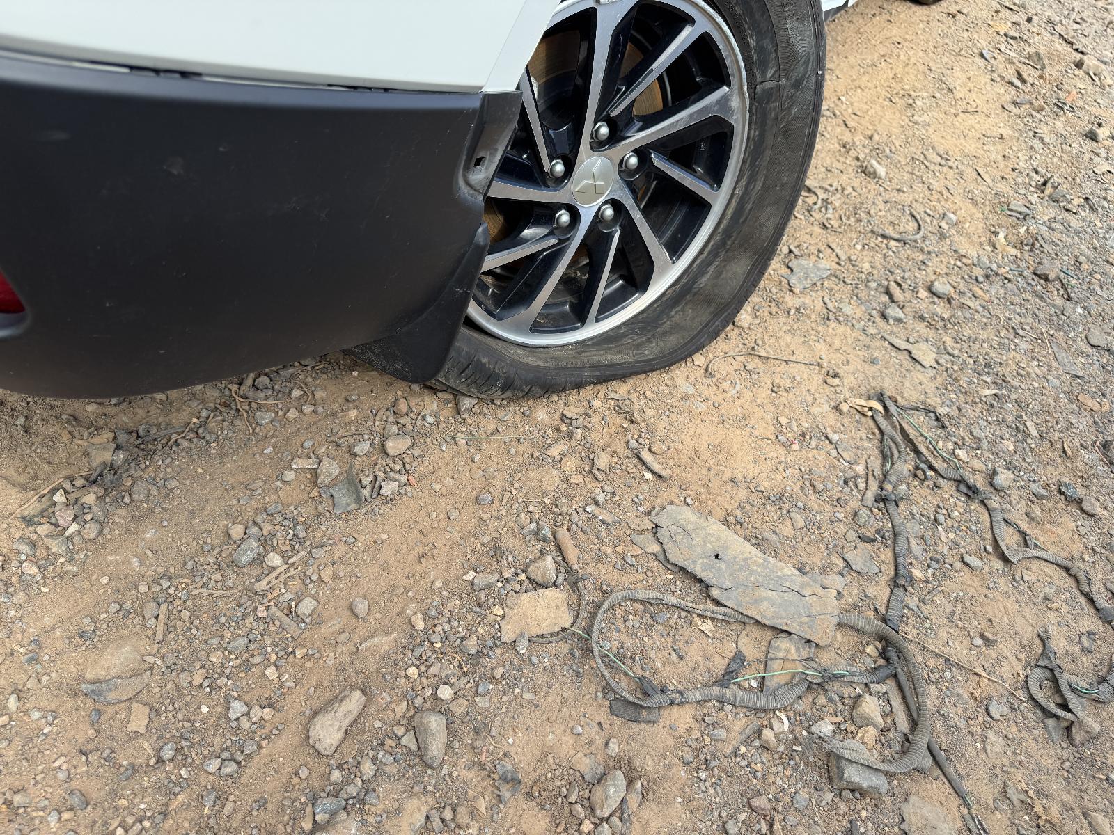 View MITSUBISHI ECLIPSE CROSS 2023 5 Door Station Wagon Breaking