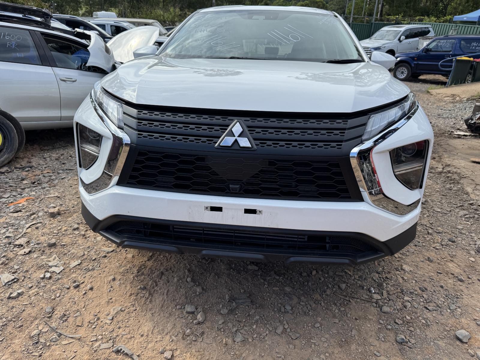 View MITSUBISHI ECLIPSE CROSS 2023 5 Door Station Wagon Breaking