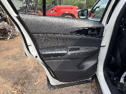 View MITSUBISHI ECLIPSE CROSS 2023 5 Door Station Wagon Breaking