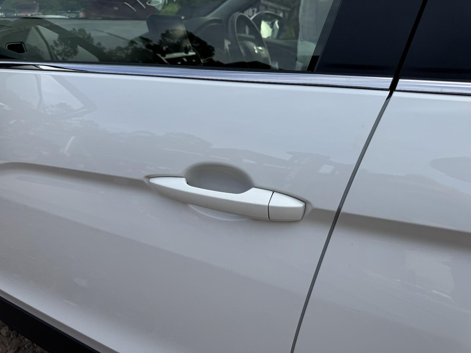 View MITSUBISHI ECLIPSE CROSS 2023 5 Door Station Wagon Breaking