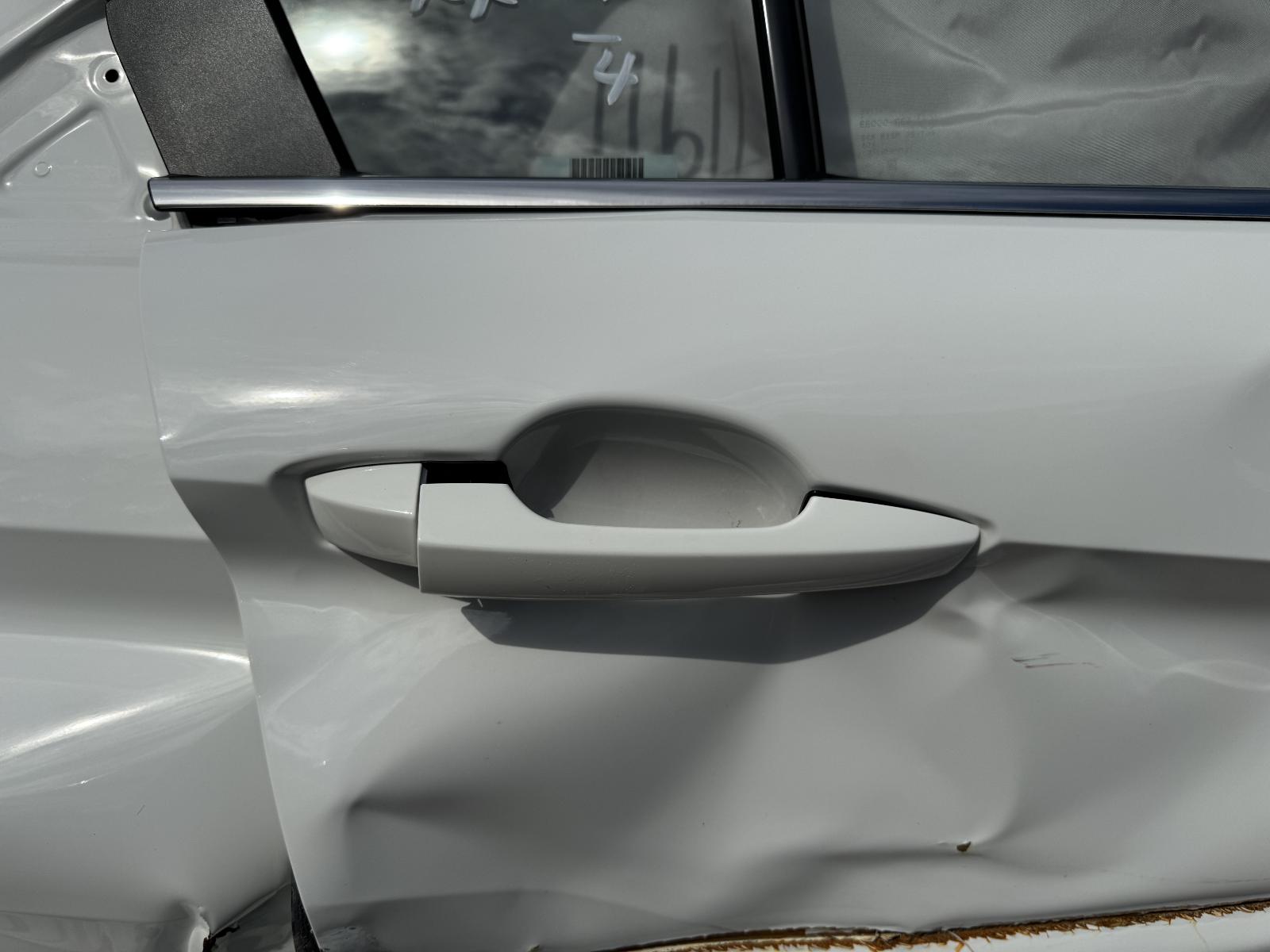 View MITSUBISHI ECLIPSE CROSS 2023 5 Door Station Wagon Breaking