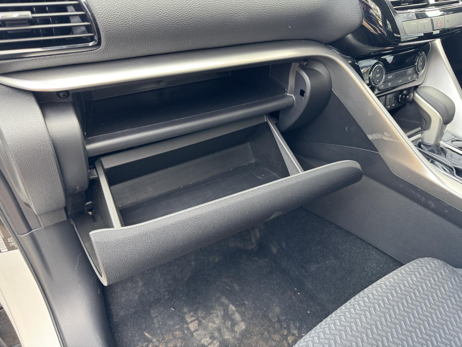 View MITSUBISHI ECLIPSE CROSS 2023 5 Door Station Wagon Breaking