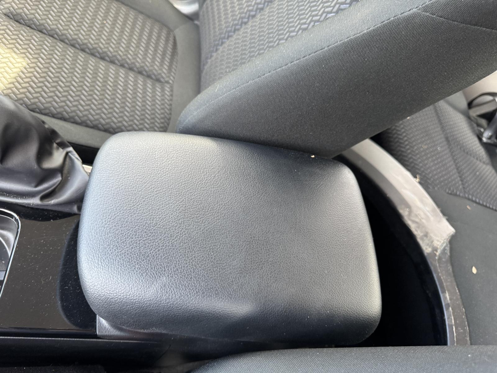 View MITSUBISHI ECLIPSE CROSS 2023 5 Door Station Wagon Breaking