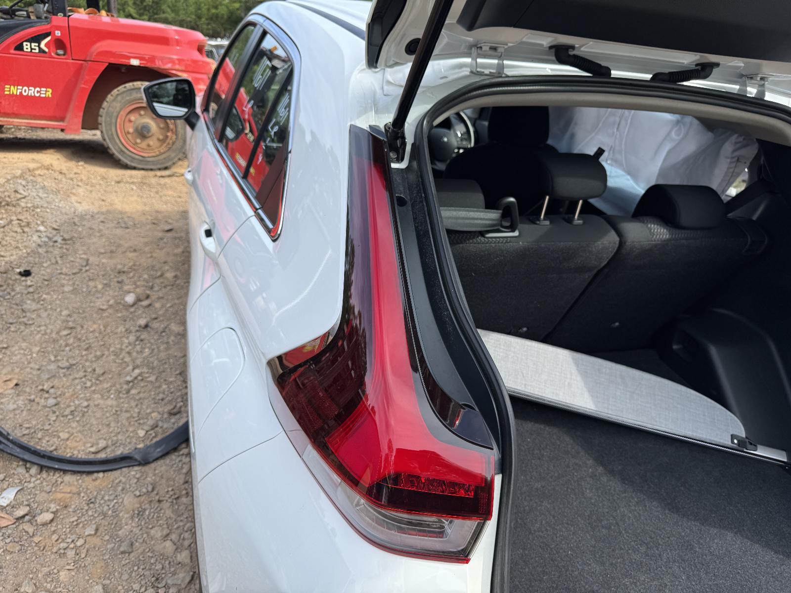 View MITSUBISHI ECLIPSE CROSS 2023 5 Door Station Wagon Breaking