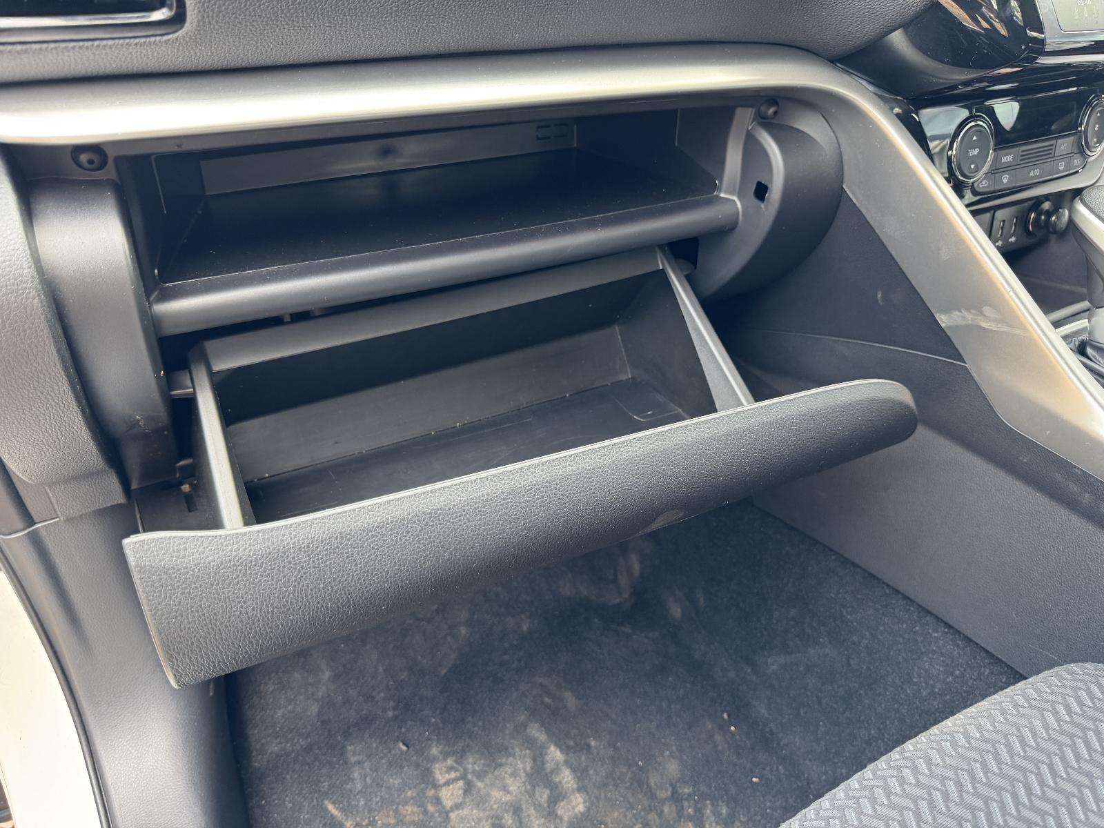 View MITSUBISHI ECLIPSE CROSS 2023 5 Door Station Wagon Breaking
