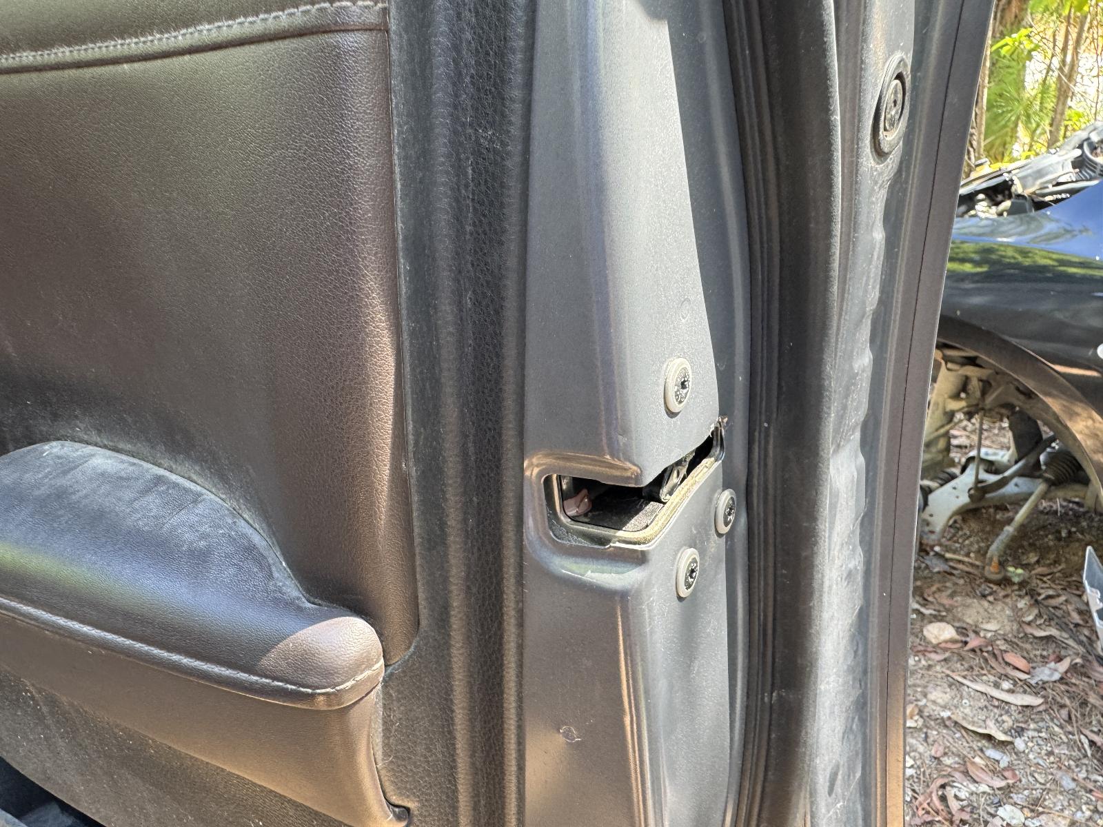 View MAZDA BT50 2022 4 Door Utility Breaking