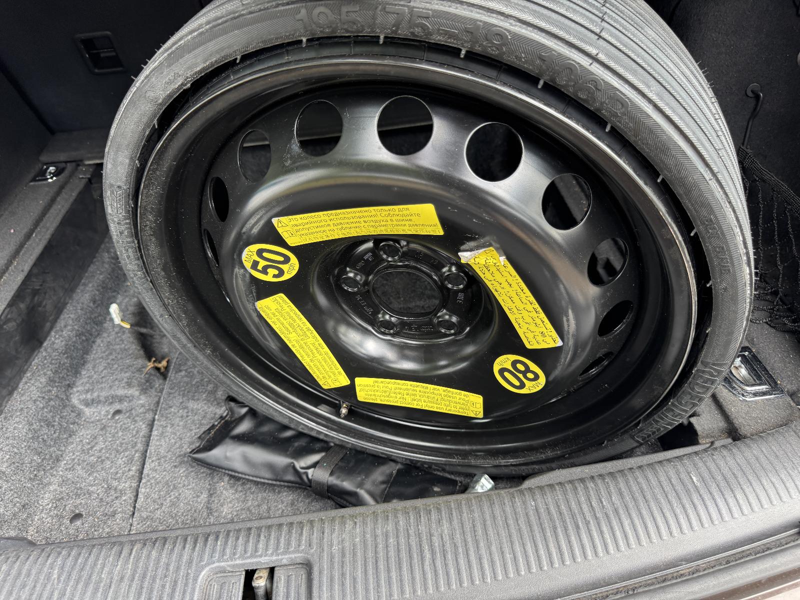 View AUDI Q5 2011 5 Door Station Wagon Breaking