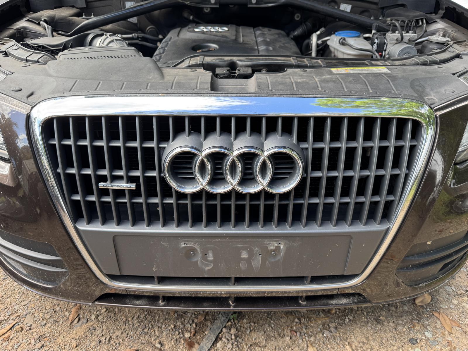 View AUDI Q5 2011 5 Door Station Wagon Breaking