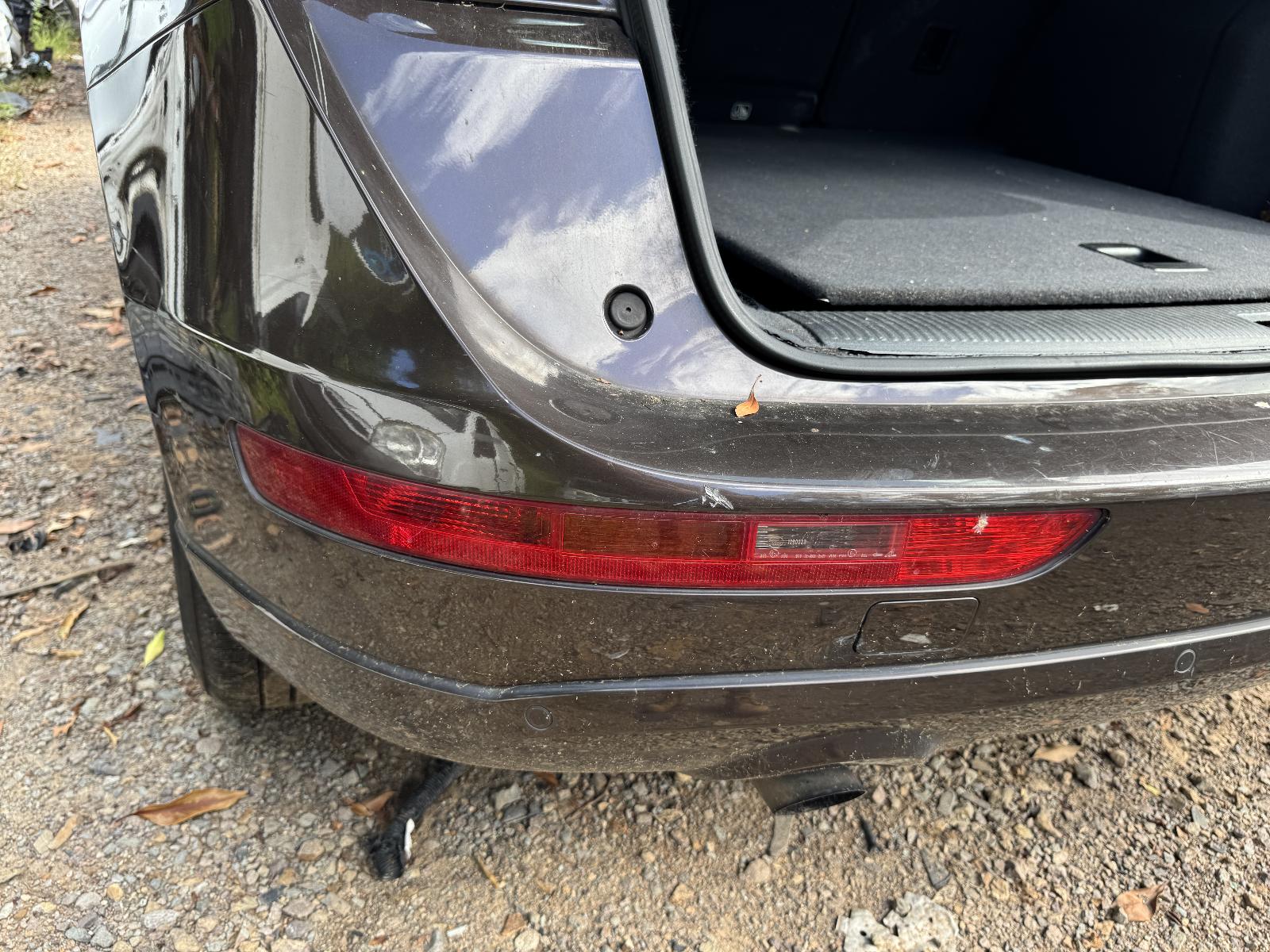 View AUDI Q5 2011 5 Door Station Wagon Breaking
