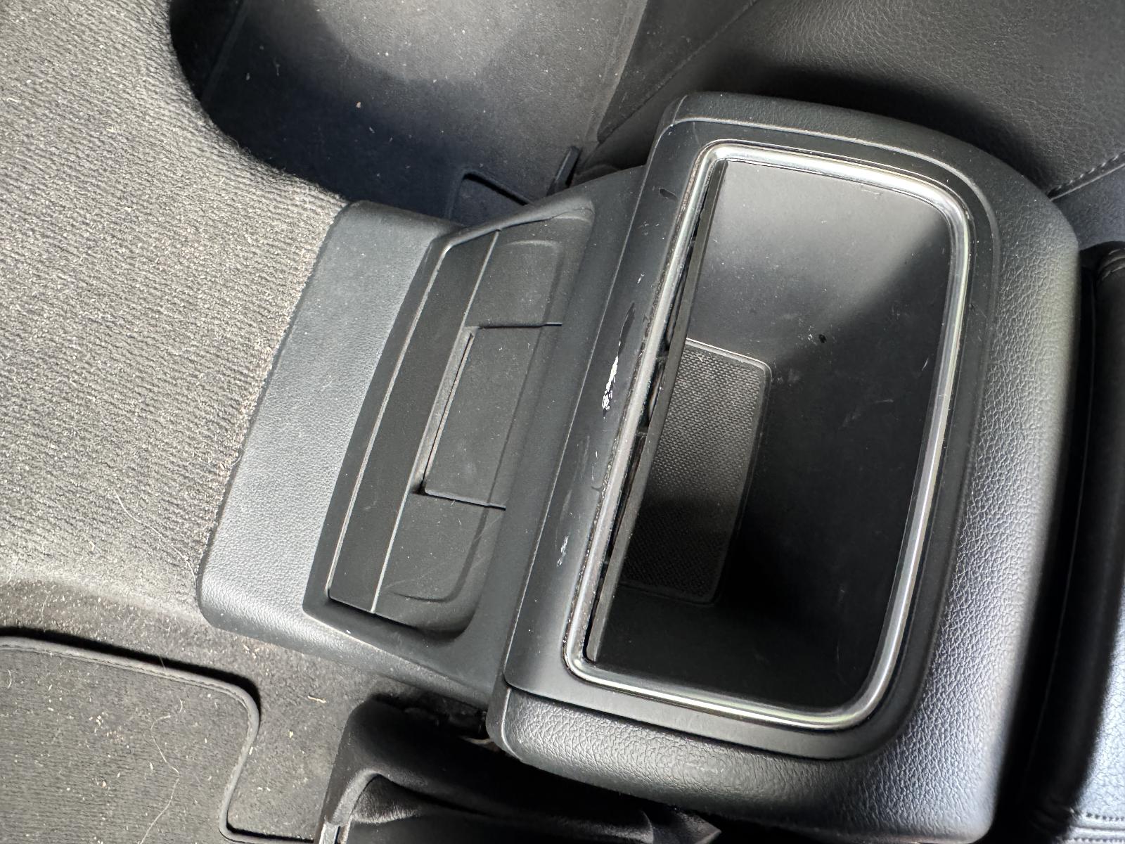 View AUDI Q5 2011 5 Door Station Wagon Breaking