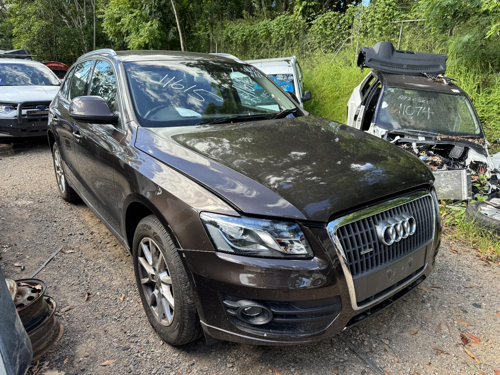 View AUDI Q5 2011 5 Door Station Wagon Breaking