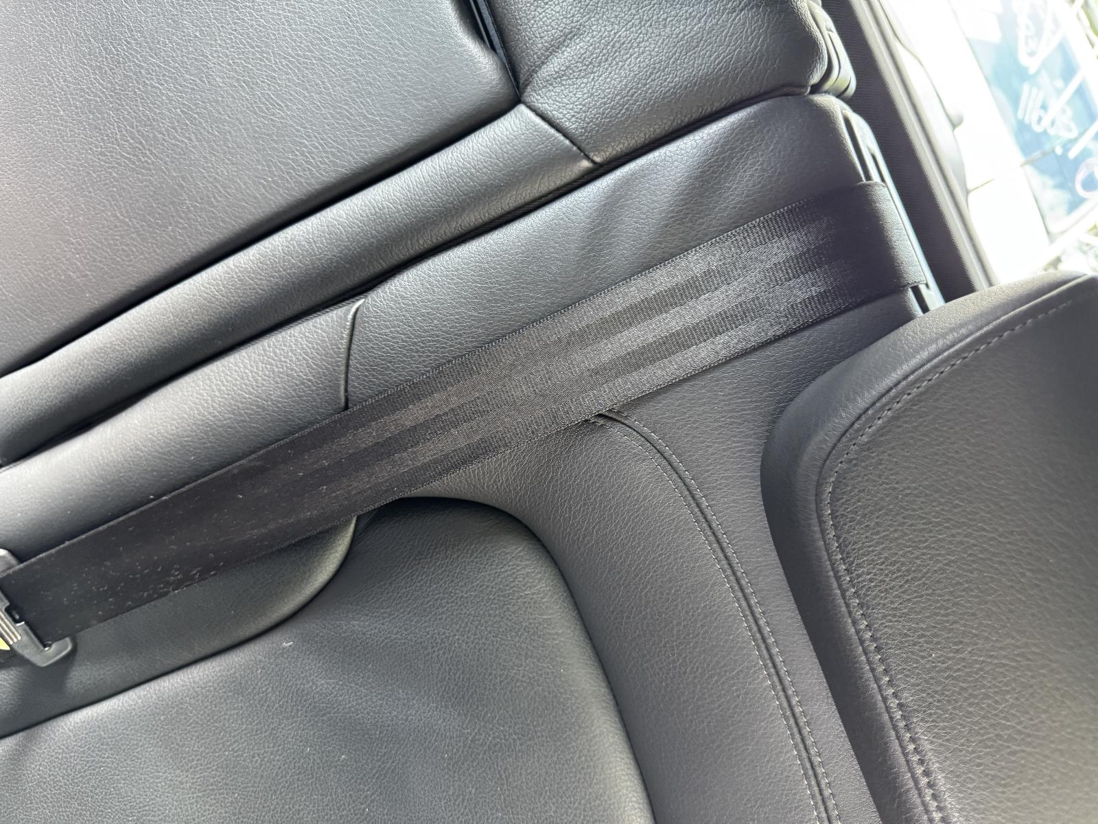 View AUDI Q5 2011 5 Door Station Wagon Breaking