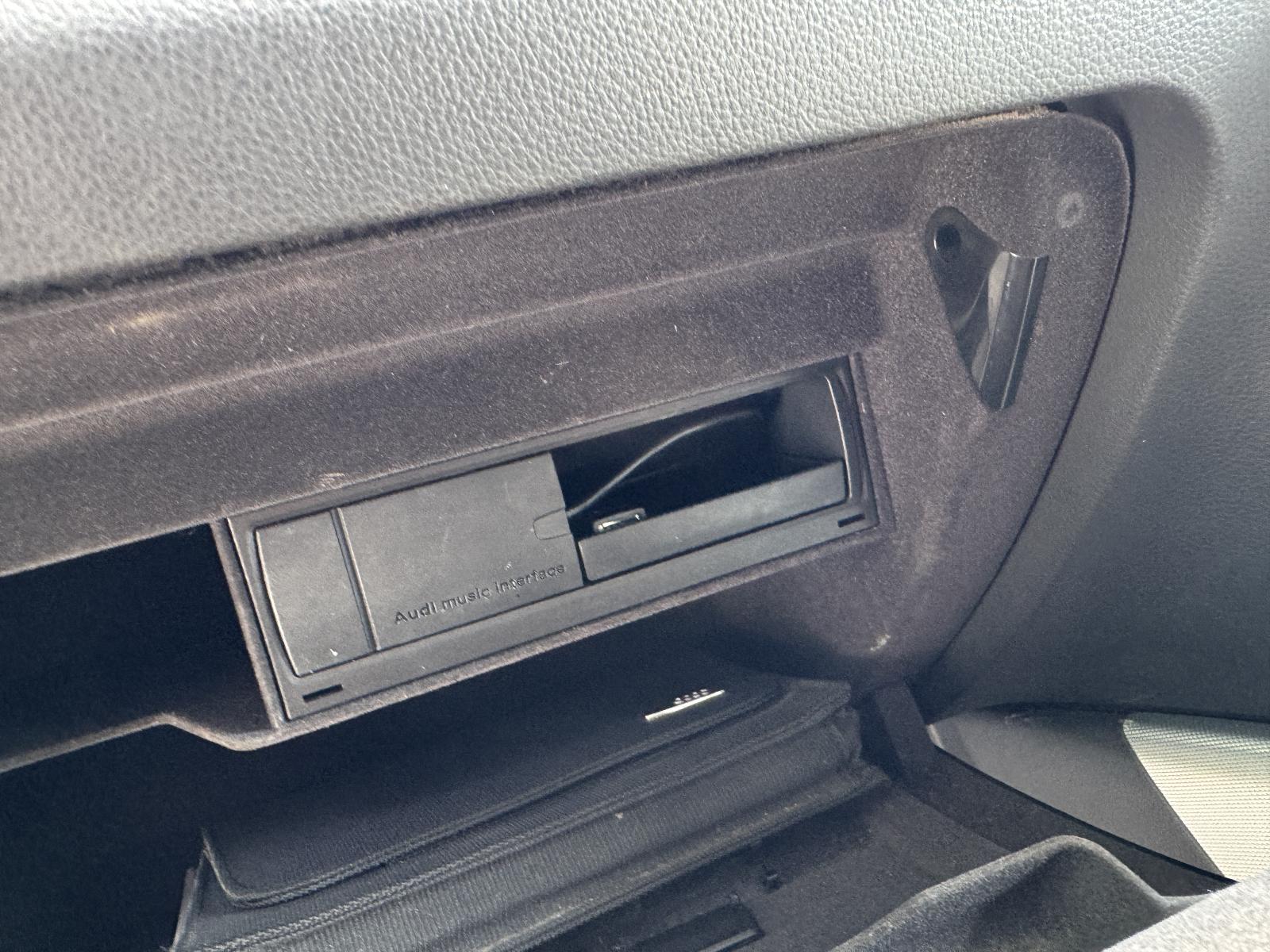 View AUDI Q5 2011 5 Door Station Wagon Breaking